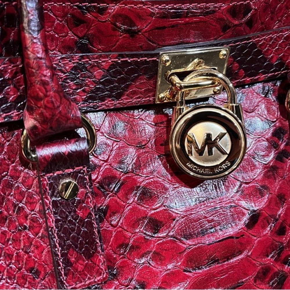EUC Like New! MICHAEL KORS Collection Hamilton Lrg Red Python Embossed Tote Bag - Picture 3 of 12